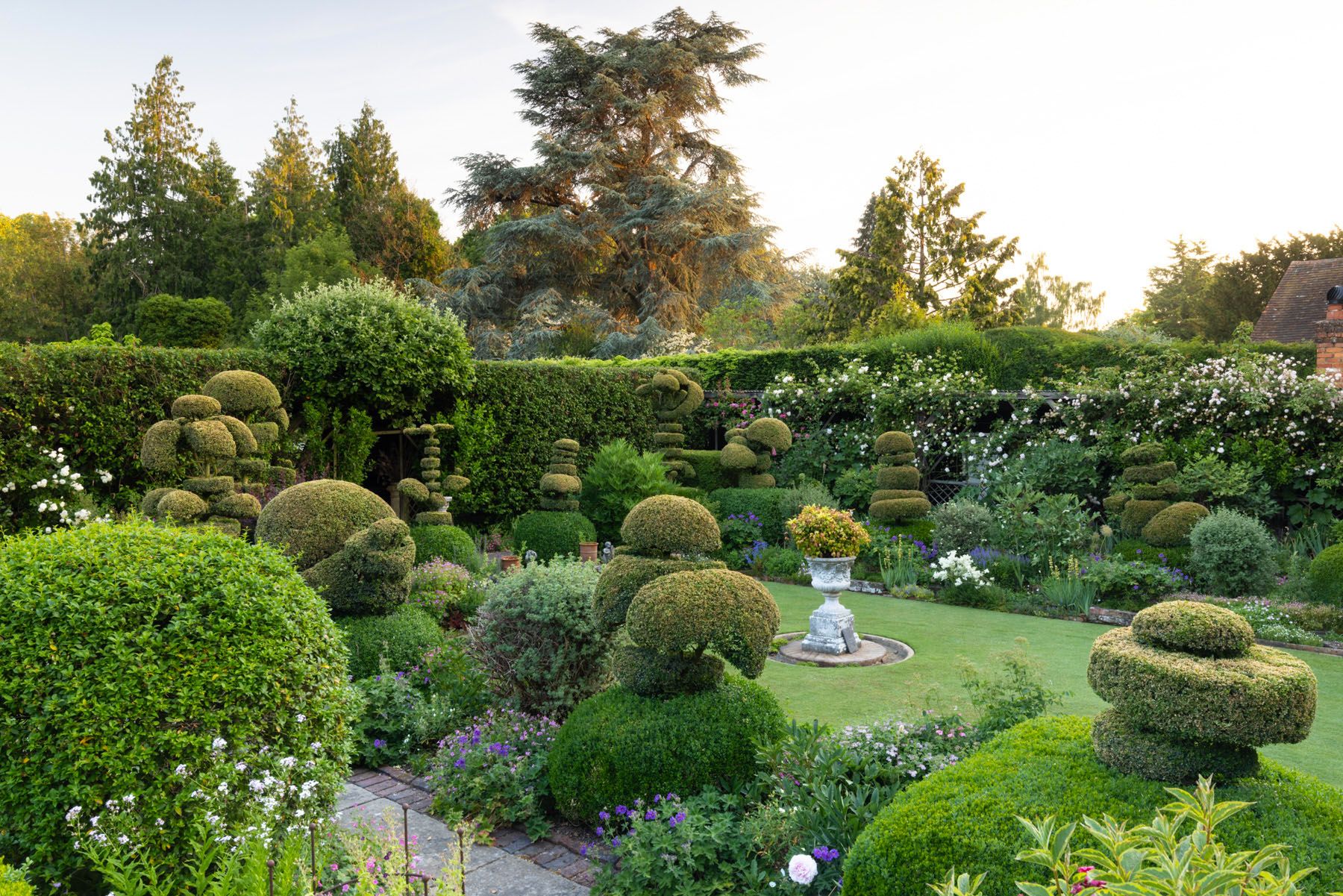 Hampshire - Weirs Barn Garden Visit