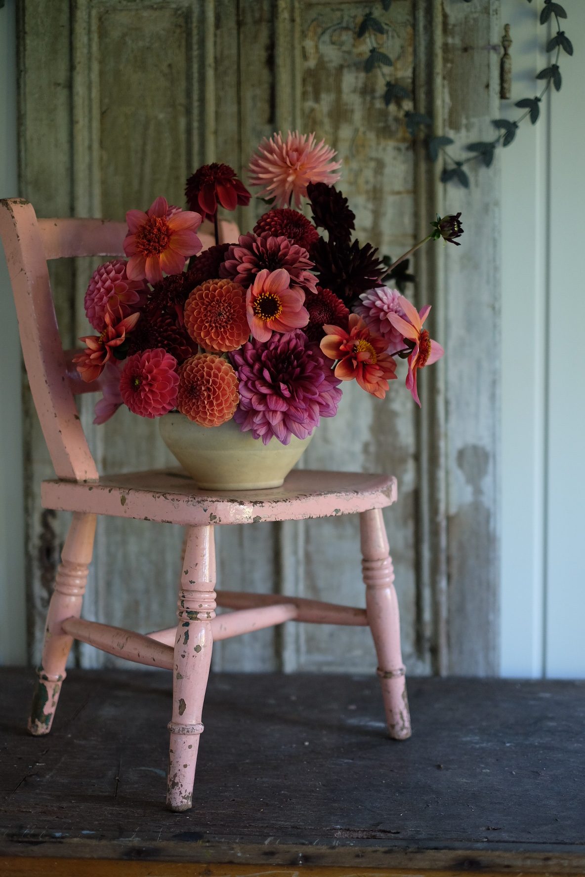 West Sussex - Autumn Flower Bowl & Hand Tied Posy Workshop